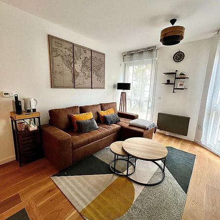 New & Serene 1-Bedroom Apart Near #Ladefenseparis #Parking&Fibre Suresnes Bagian luar foto