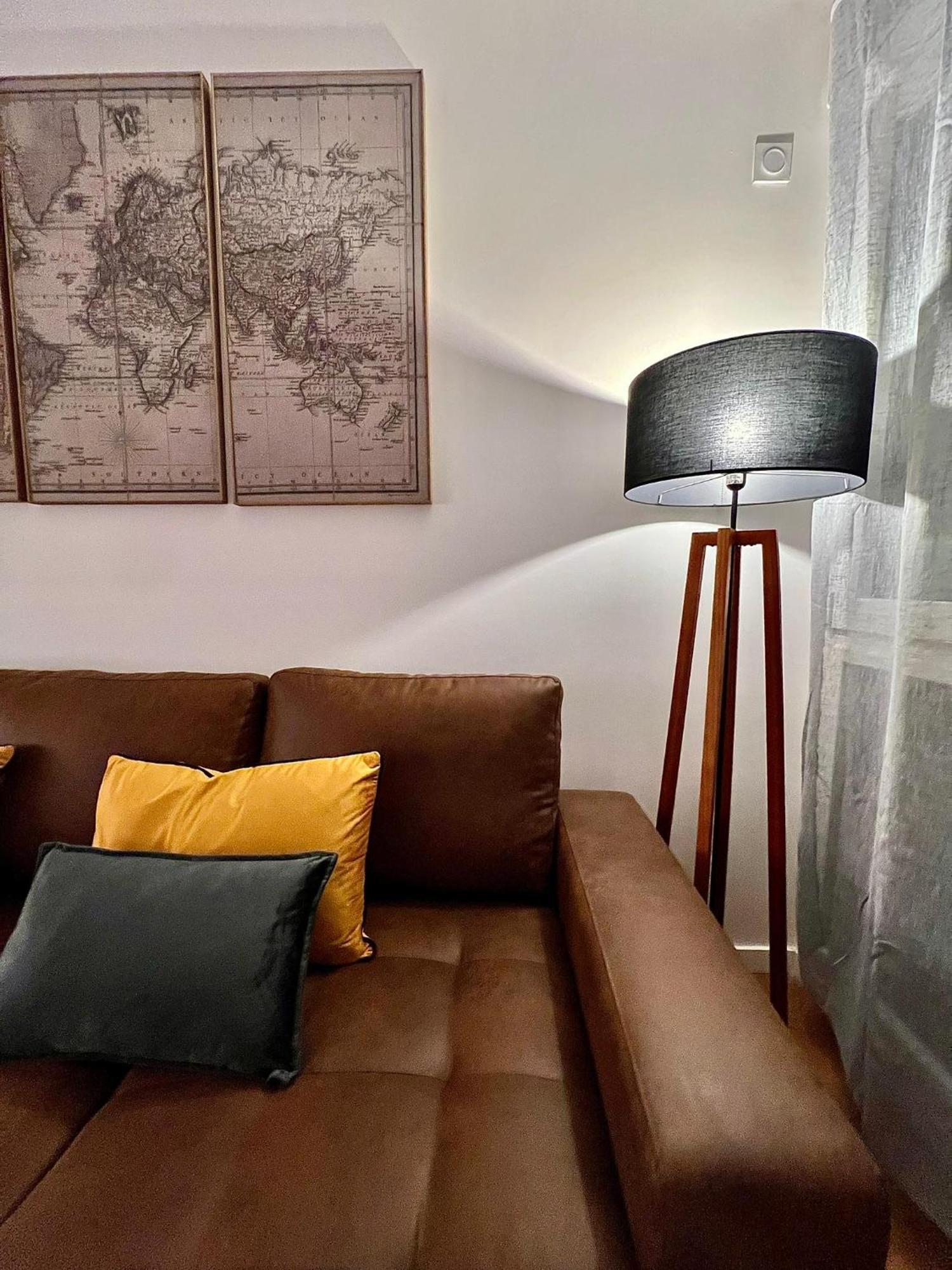 New & Serene 1-Bedroom Apart Near #Ladefenseparis #Parking&Fibre Suresnes Bagian luar foto